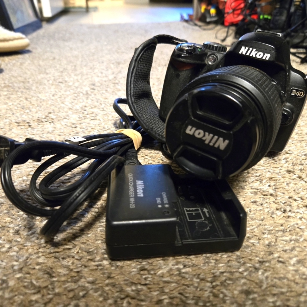 Nikon D40